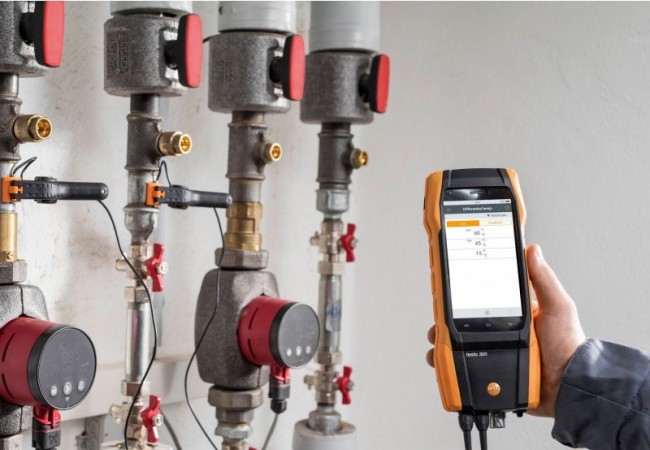 Комплект Testo 300 Longlife - анализатор дымовых газов (O2, СО с H2-компенсацией  до 8 000 ppm, NO)