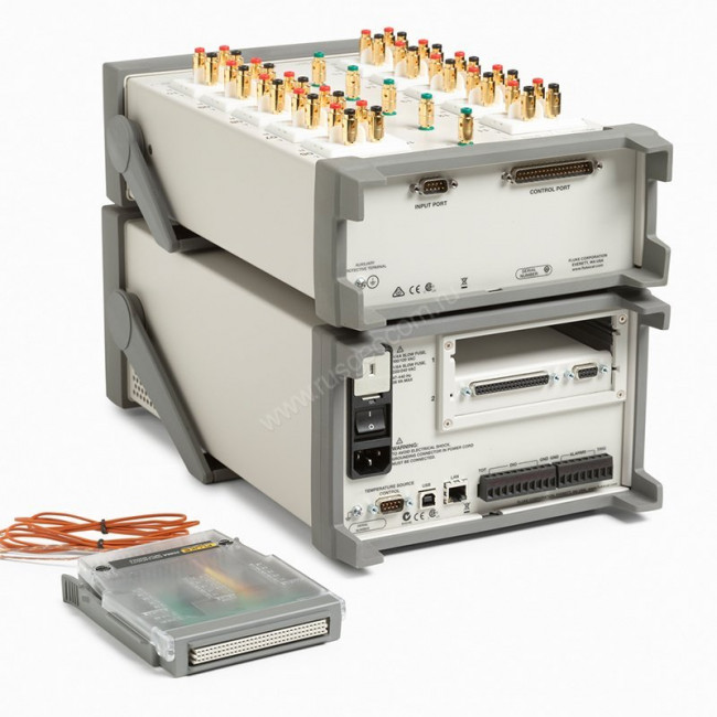 Прецизионный калибратор температуры Fluke 1586A/2DS 220 Прецизионный калибратор температуры Fluke 1586A/2DS 220